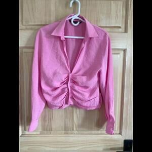 Women’s ZARA Solid Pink V-neck button up blouse. Size Large